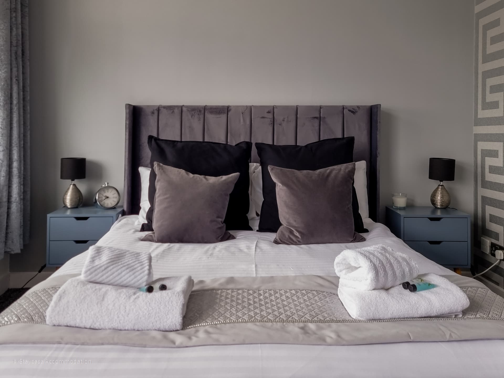 Luxury Penthouse Manchester Skyline 23rd Floor - Image 4