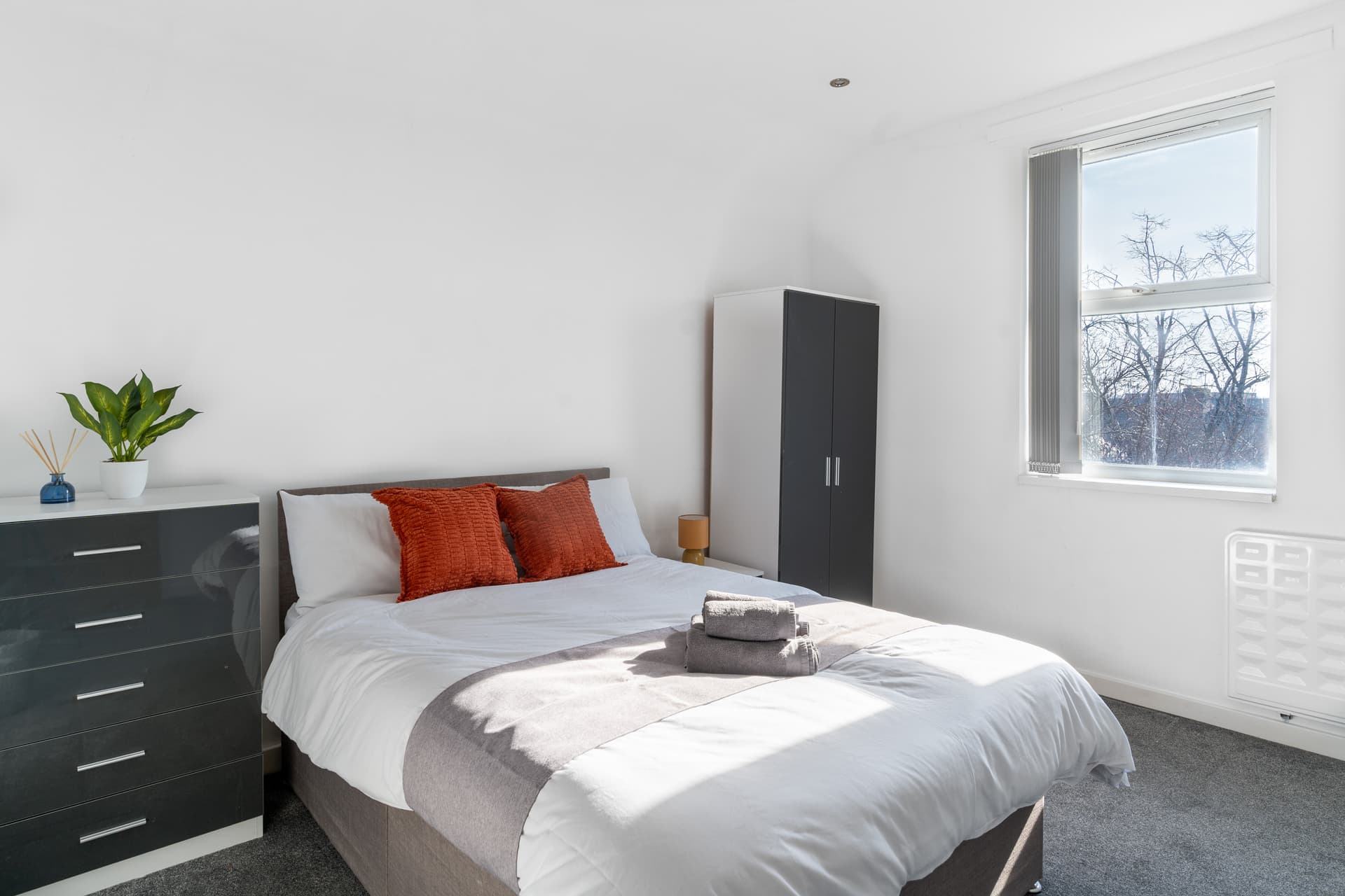 Casa Cove 2F Flat Free Parking - 5min to Hospital - Image 4