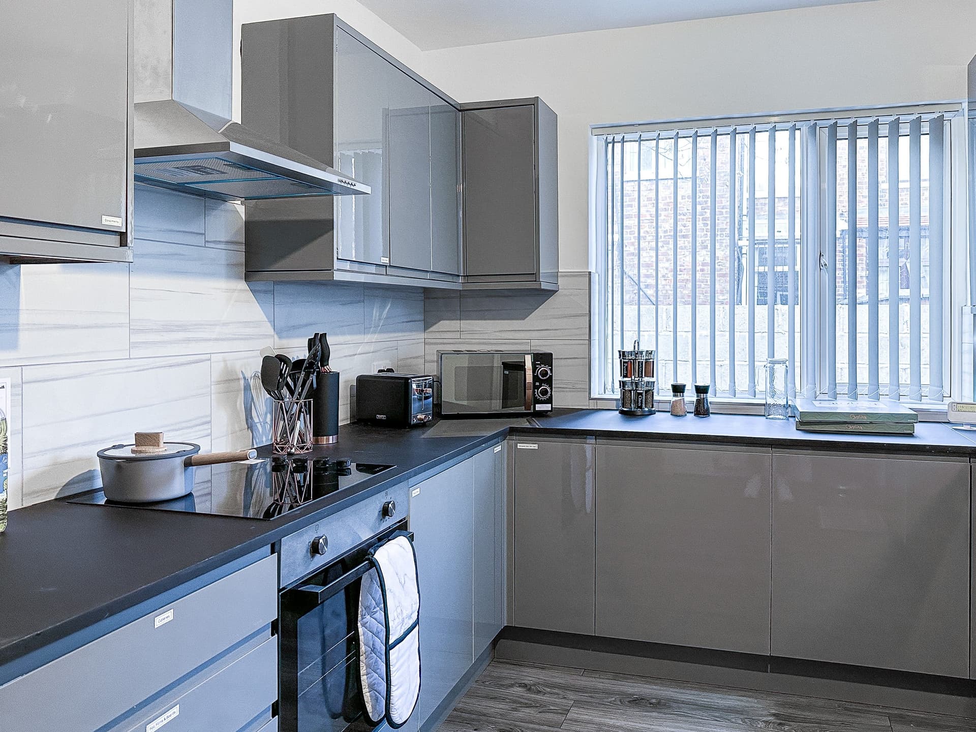 Ashfield Co-Living - Private Room Self-Cater - Image 4