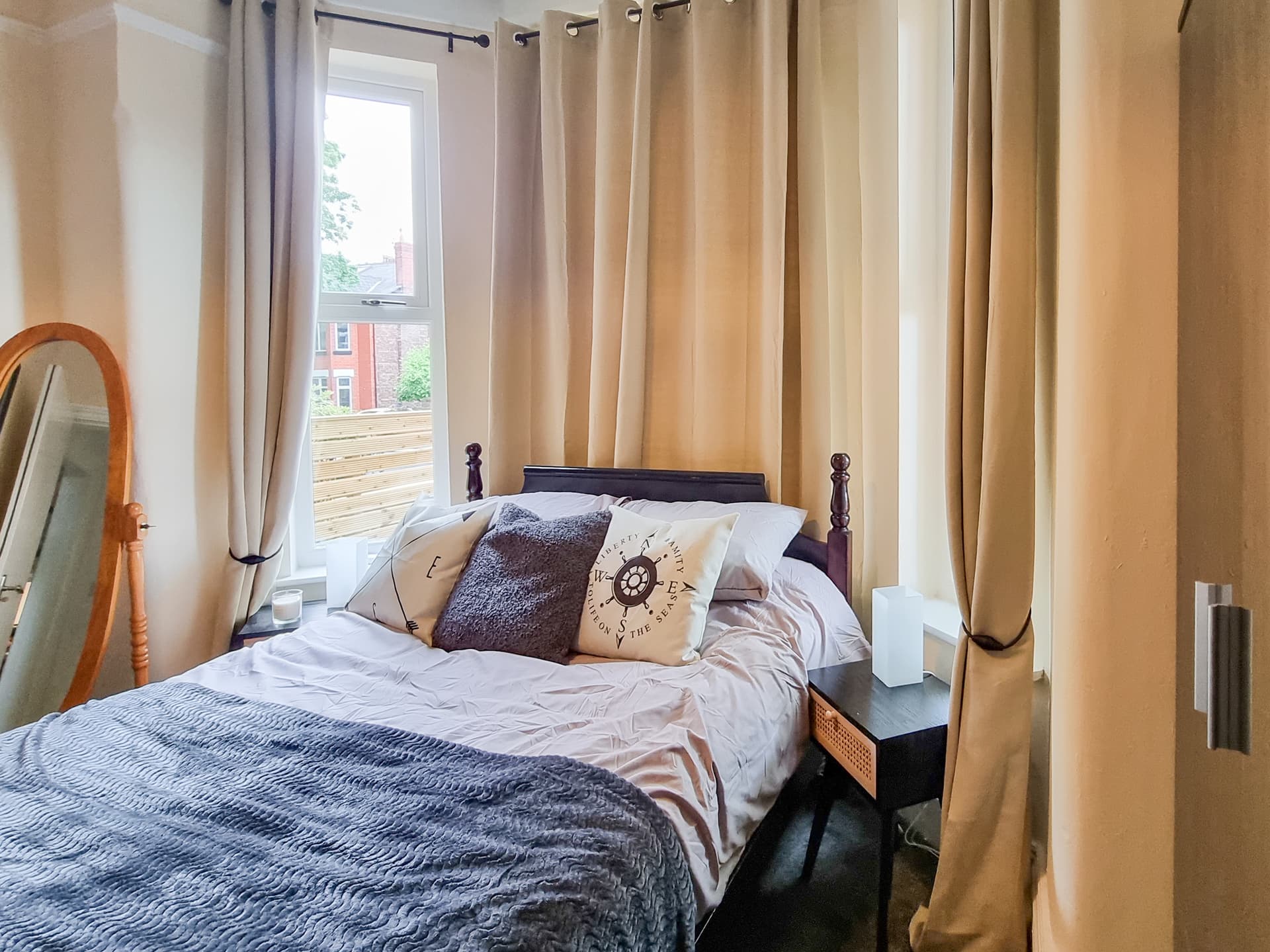 Spacious 5BR Home in Leafy Withington - Image 4