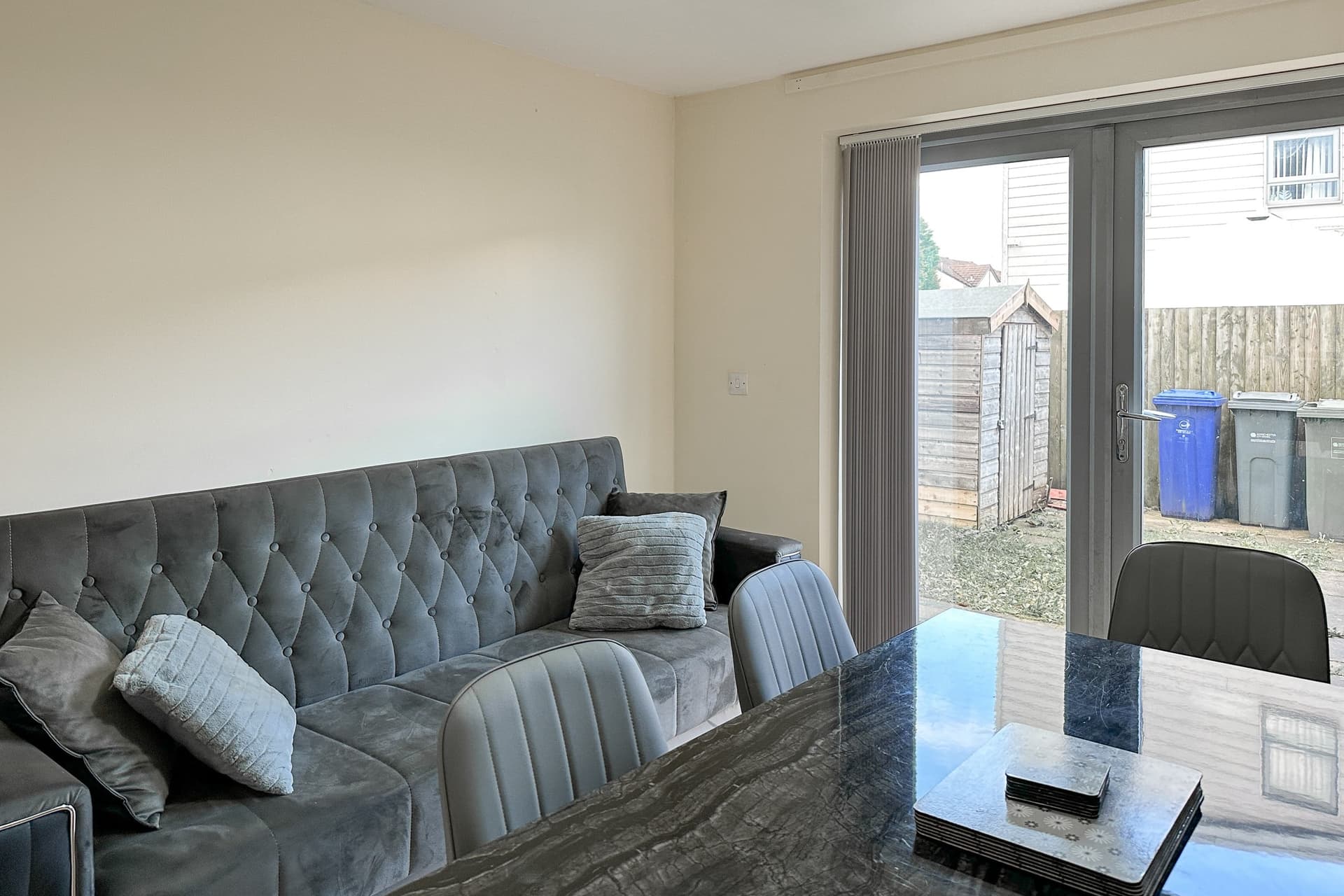 Gateway Residence 5min to City Centre w. Parking - Image 2