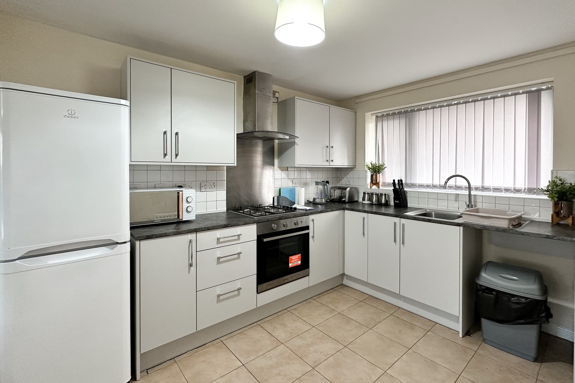 Gateway Residence 5min to City Centre w. Parking - Image 5