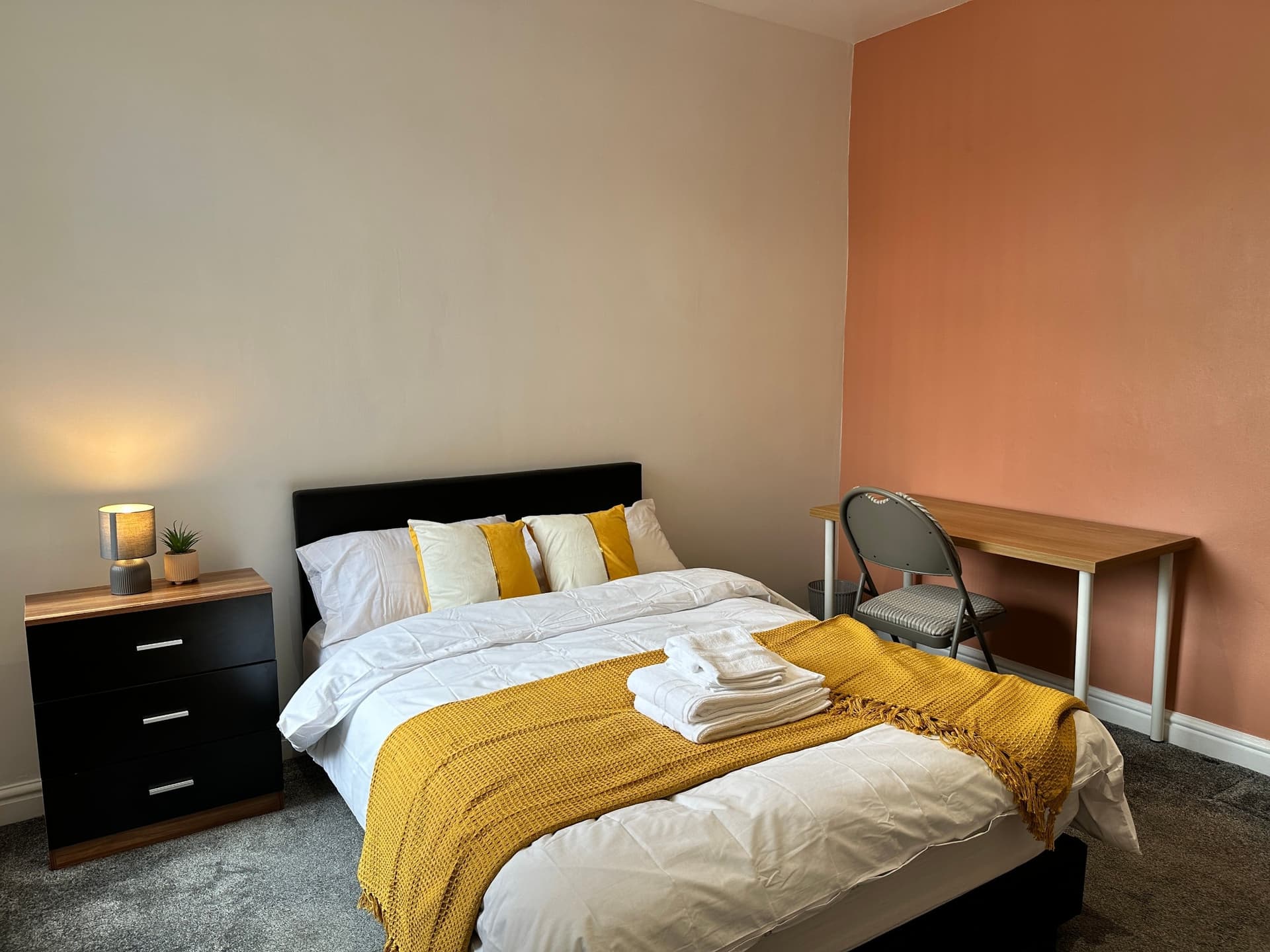 Daisybank Co-Living - Private Room Self-Cater